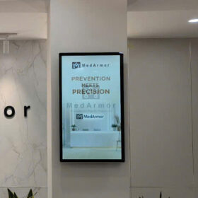 Màn hình quảng cáo treo tường 32 inch chính hãng